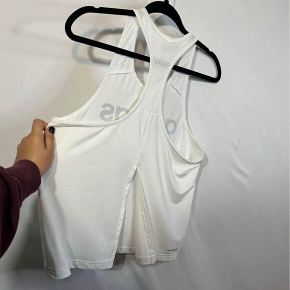 Woman’s Adidas workout tank with open back. Black and white. Size M. New conditi - Picture 5 of 8